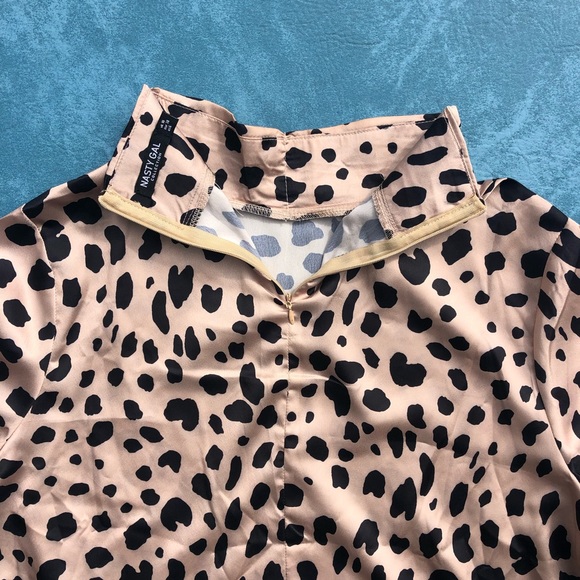 Leopard print fancy satin crop top - Picture 6 of 7